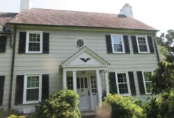 New Siding & Soffits for The Roberts Home